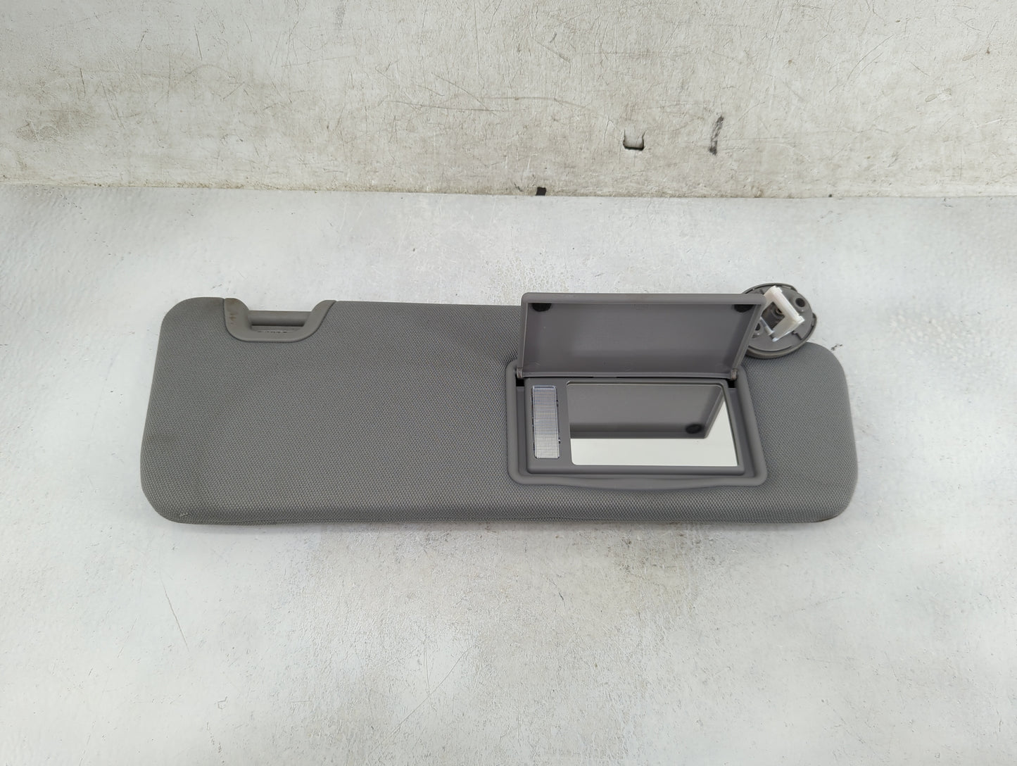 2014-2019 Toyota Highlander Sun Visor Shade Replacement Passenger Right Mirror Fits Fits 2014 2015 2016 2017 2018 2019 OEM U