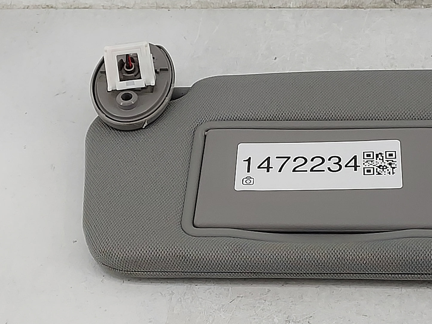 2014-2019 Toyota Highlander Sun Visor Shade Replacement Driver Left Mirror Fits Fits 2014 2015 2016 2017 2018 2019 OEM Used 