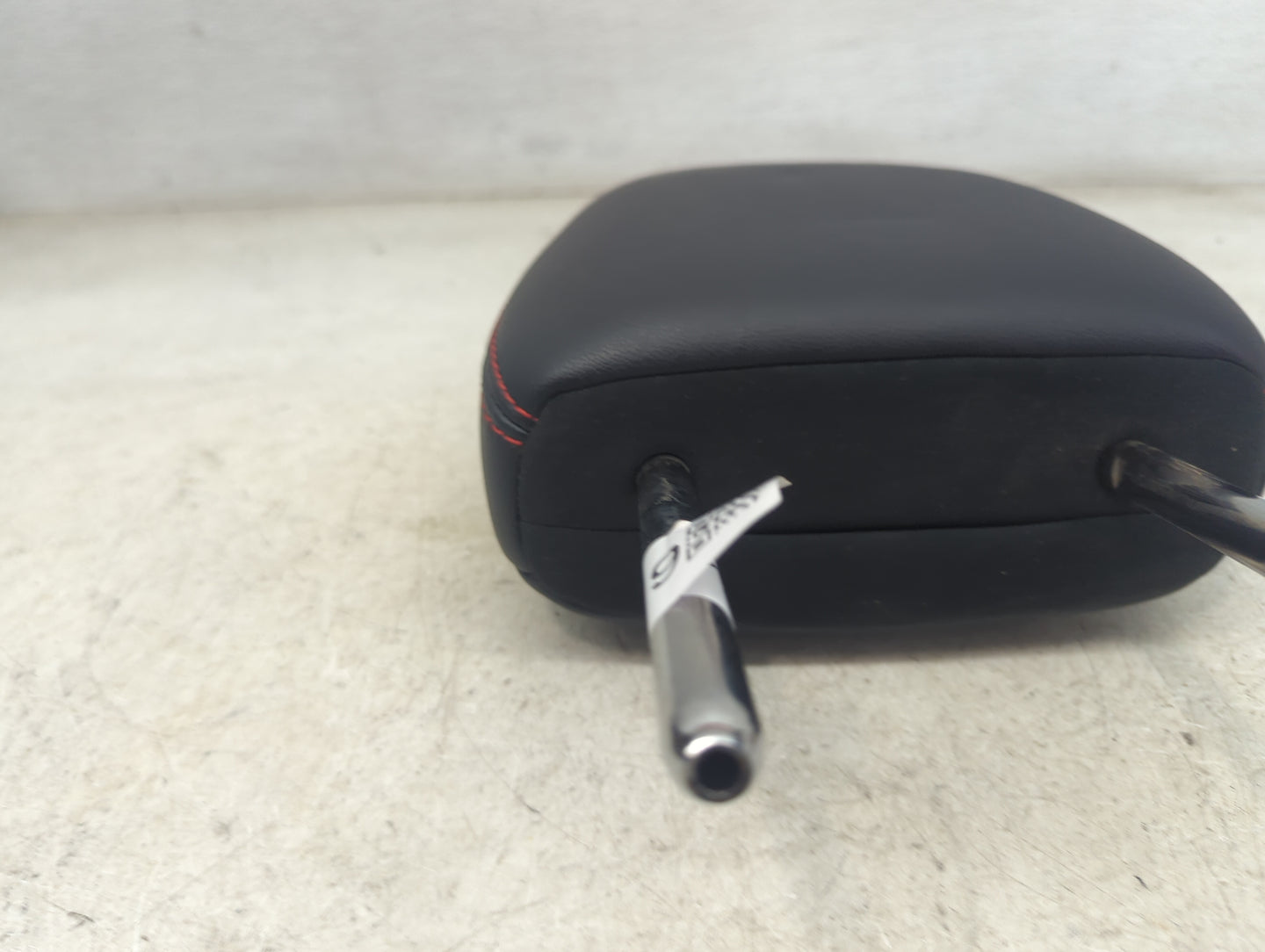 2019 Toyota Highlander Headrest Head Rest Rear Seat Fits OEM Used Auto Parts - Oemusedautoparts1.com