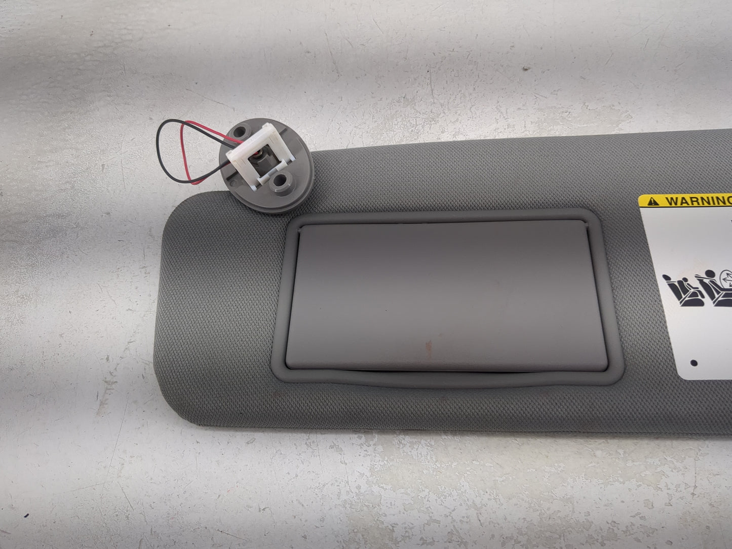 2014-2019 Toyota Highlander Sun Visor Shade Replacement Driver Left Mirror Fits Fits 2014 2015 2016 2017 2018 2019 OEM Used 