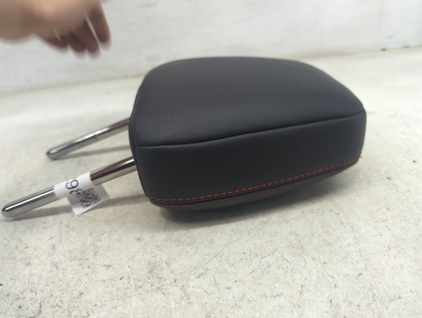 2019 Toyota Highlander Headrest Head Rest Rear Seat Fits OEM Used Auto Parts - Oemusedautoparts1.com
