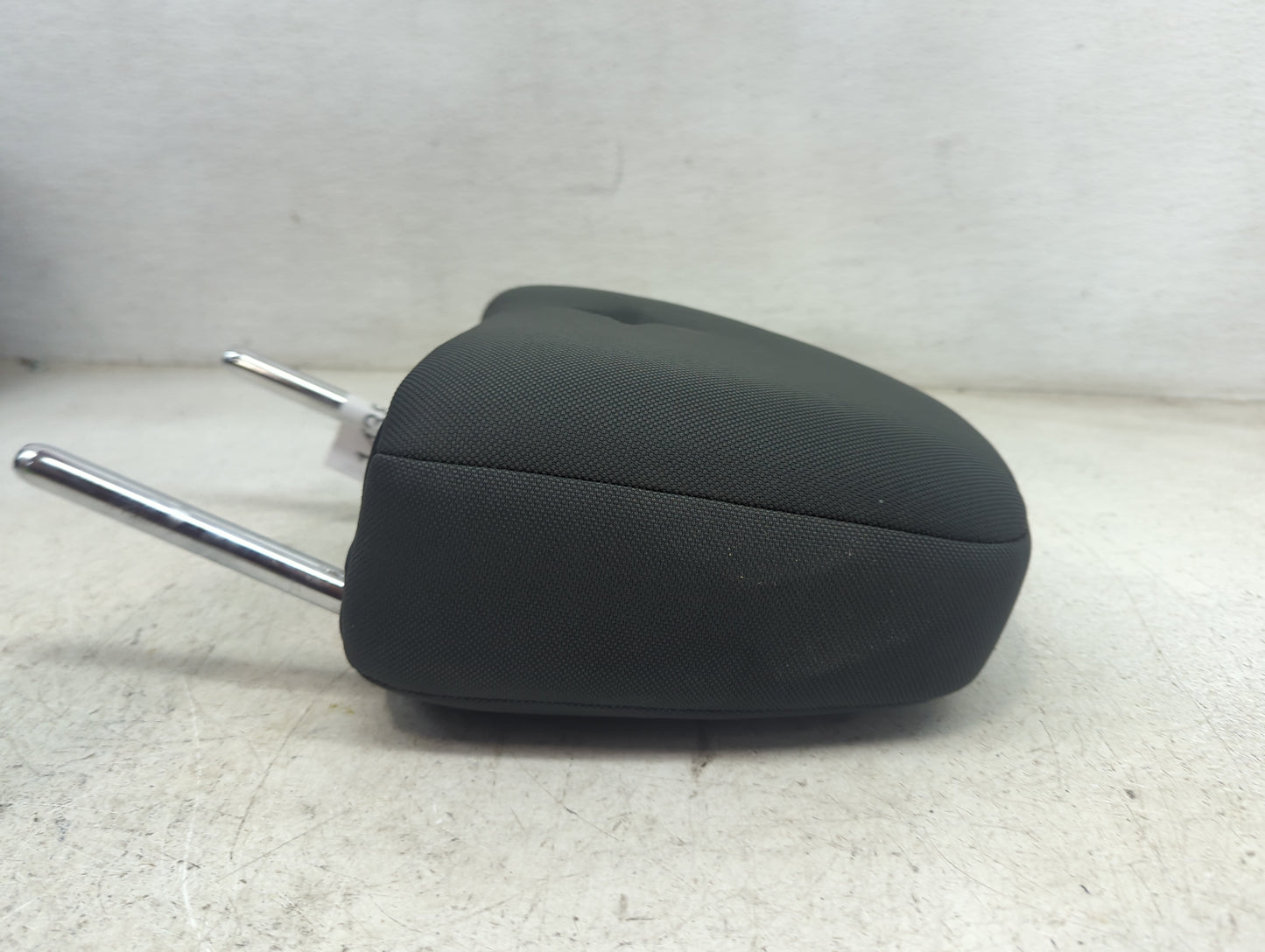 2019 Toyota Highlander Headrest Head Rest Front Driver Seat Black 1473899 - Oemusedautoparts1.com