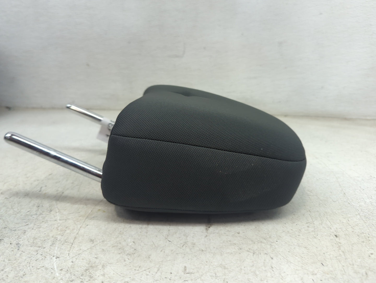 2019 Toyota Highlander Headrest Head Rest Front Driver Seat Black 1473899 - Oemusedautoparts1.com