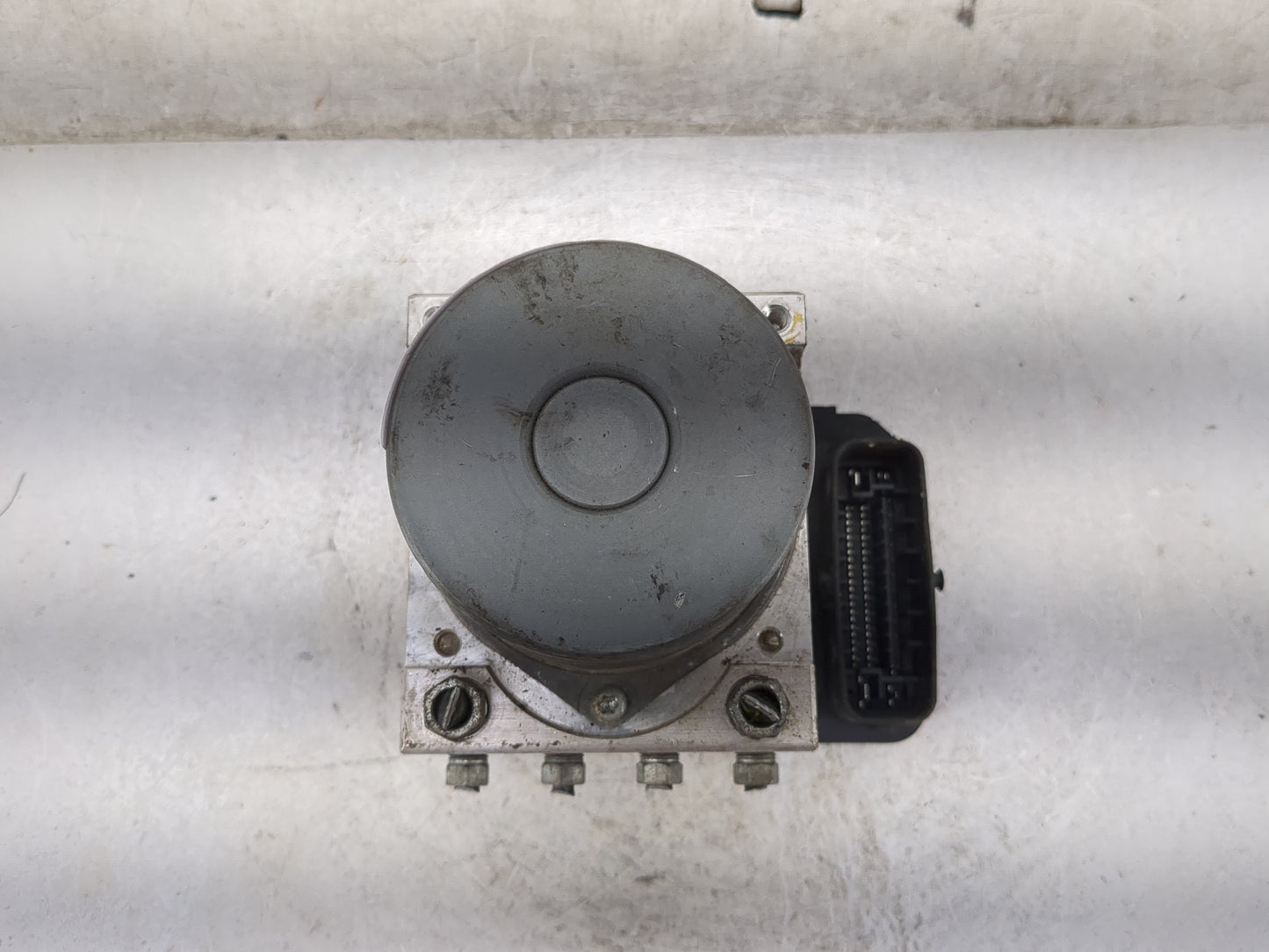2017-2019 Toyota Highlander ABS Pump Control Module Replacement P/N:44540-0E300 89541-0E100, 116040-43610 Fits Fits 2017 201
