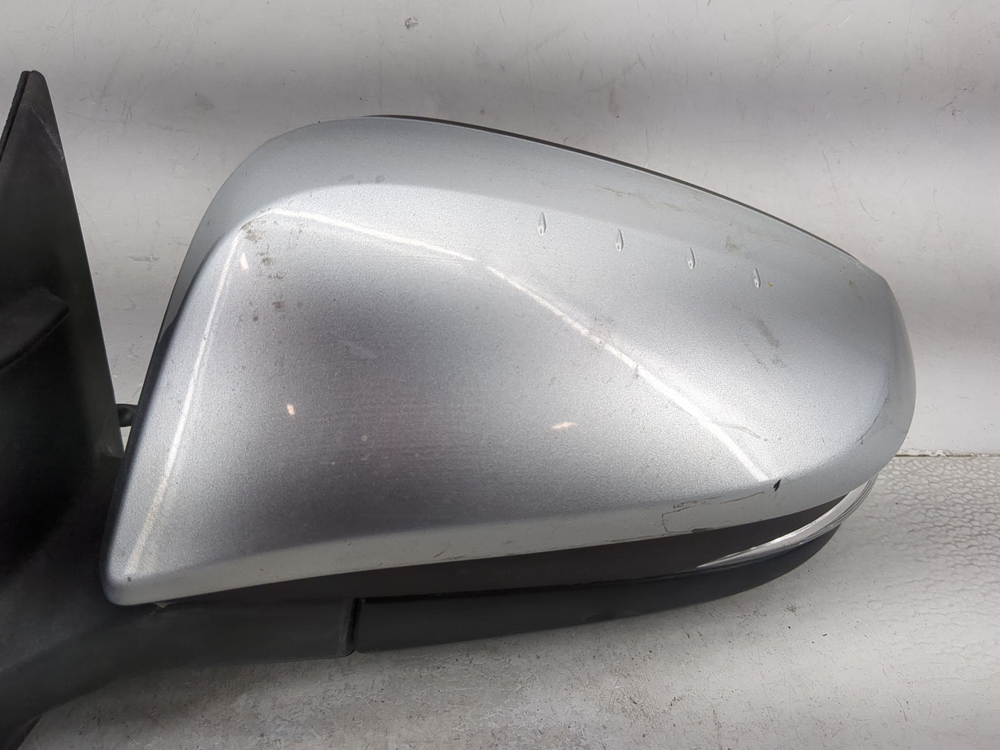 2014-2019 Toyota Highlander Driver Side View Mirror - Left Door Mirror OEM Used - Oemusedautoparts1.com