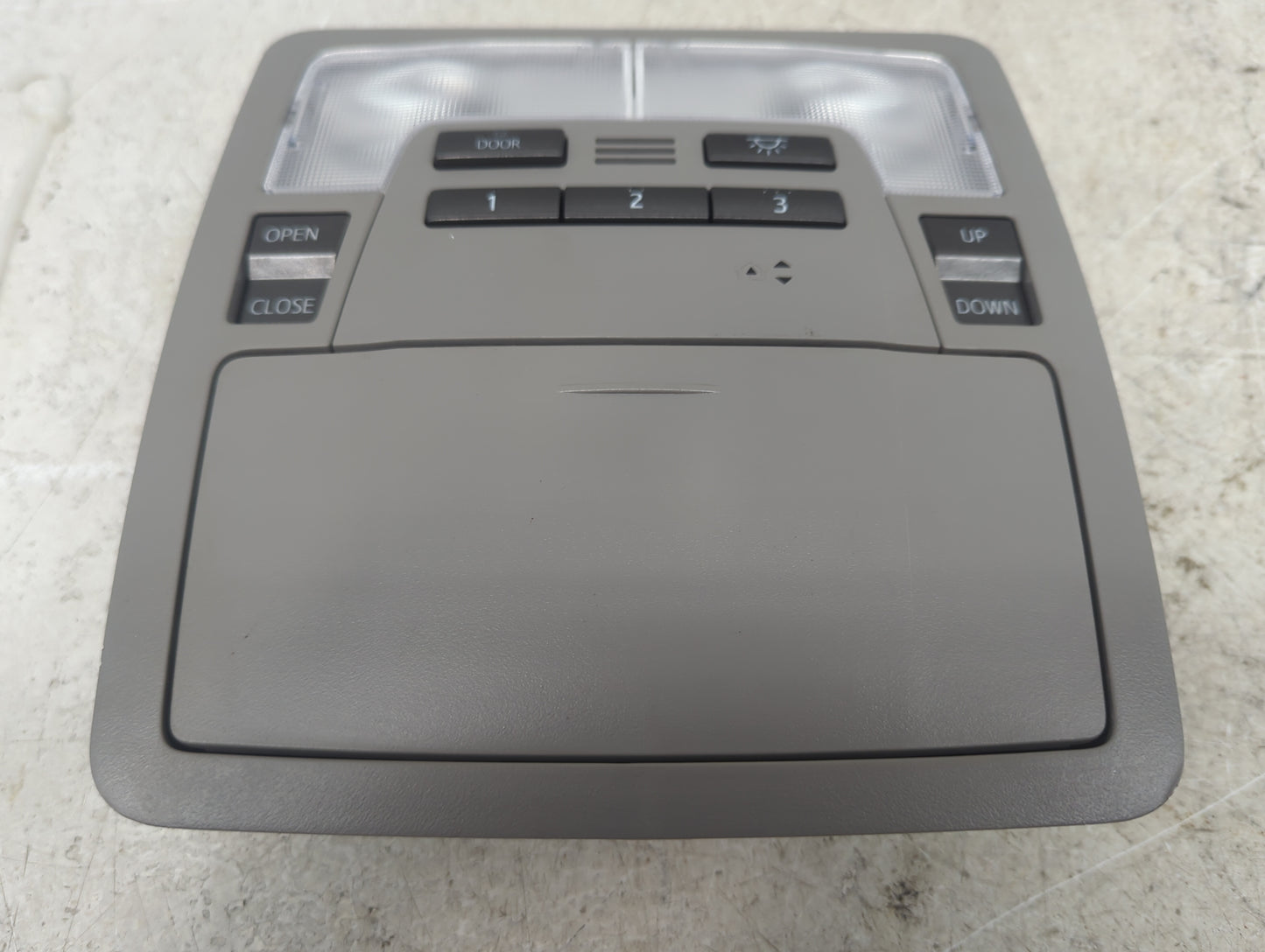 2014-2019 Toyota Highlander Overhead Console W/rear Climate Control Tan - Oemusedautoparts1.com
