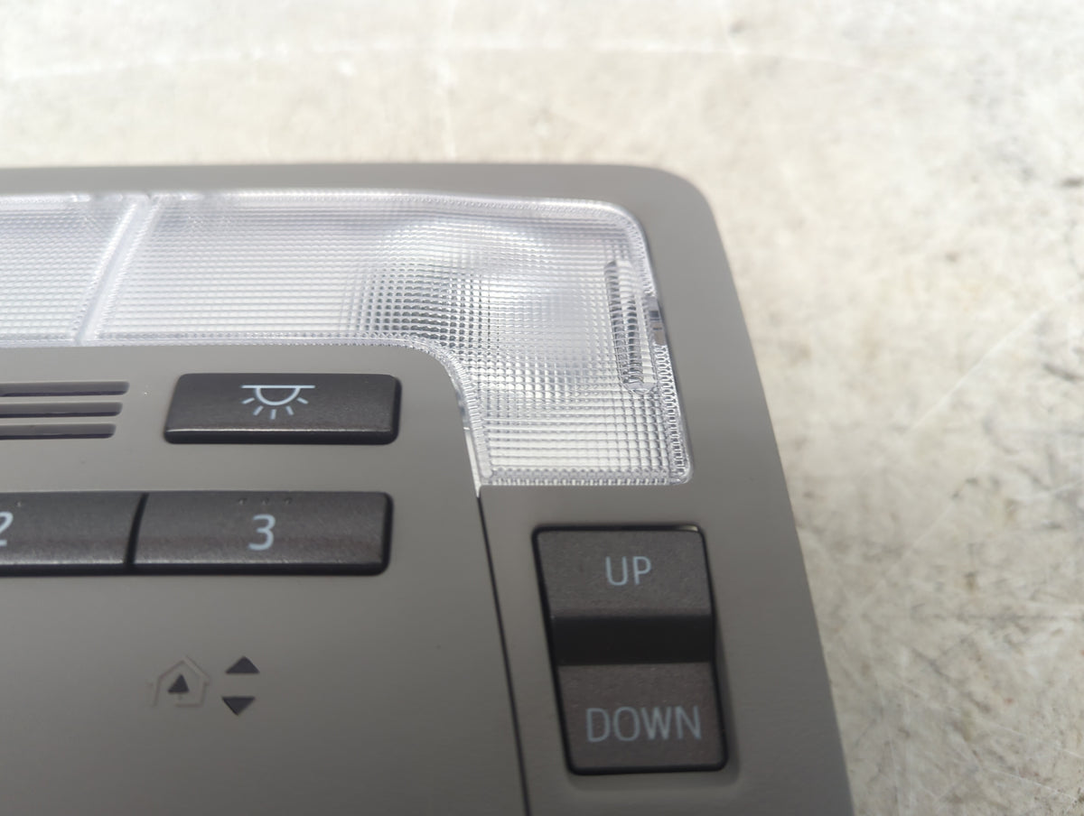2014-2019 Toyota Highlander Overhead Console W/rear Climate Control Tan - Oemusedautoparts1.com