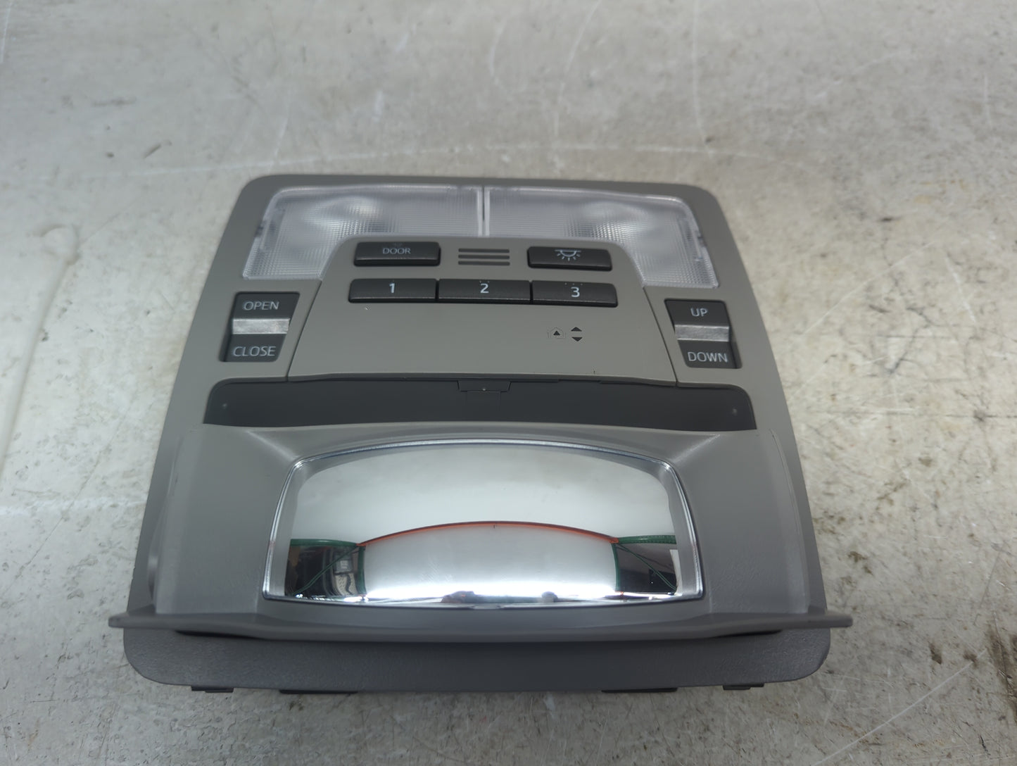 2014-2019 Toyota Highlander Overhead Console W/rear Climate Control Tan - Oemusedautoparts1.com