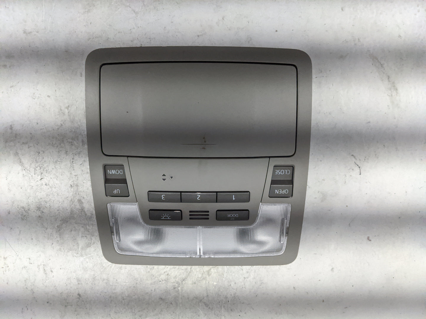 2019 Toyota Highlander Overhead Roof Console Tan - Oemusedautoparts1.com