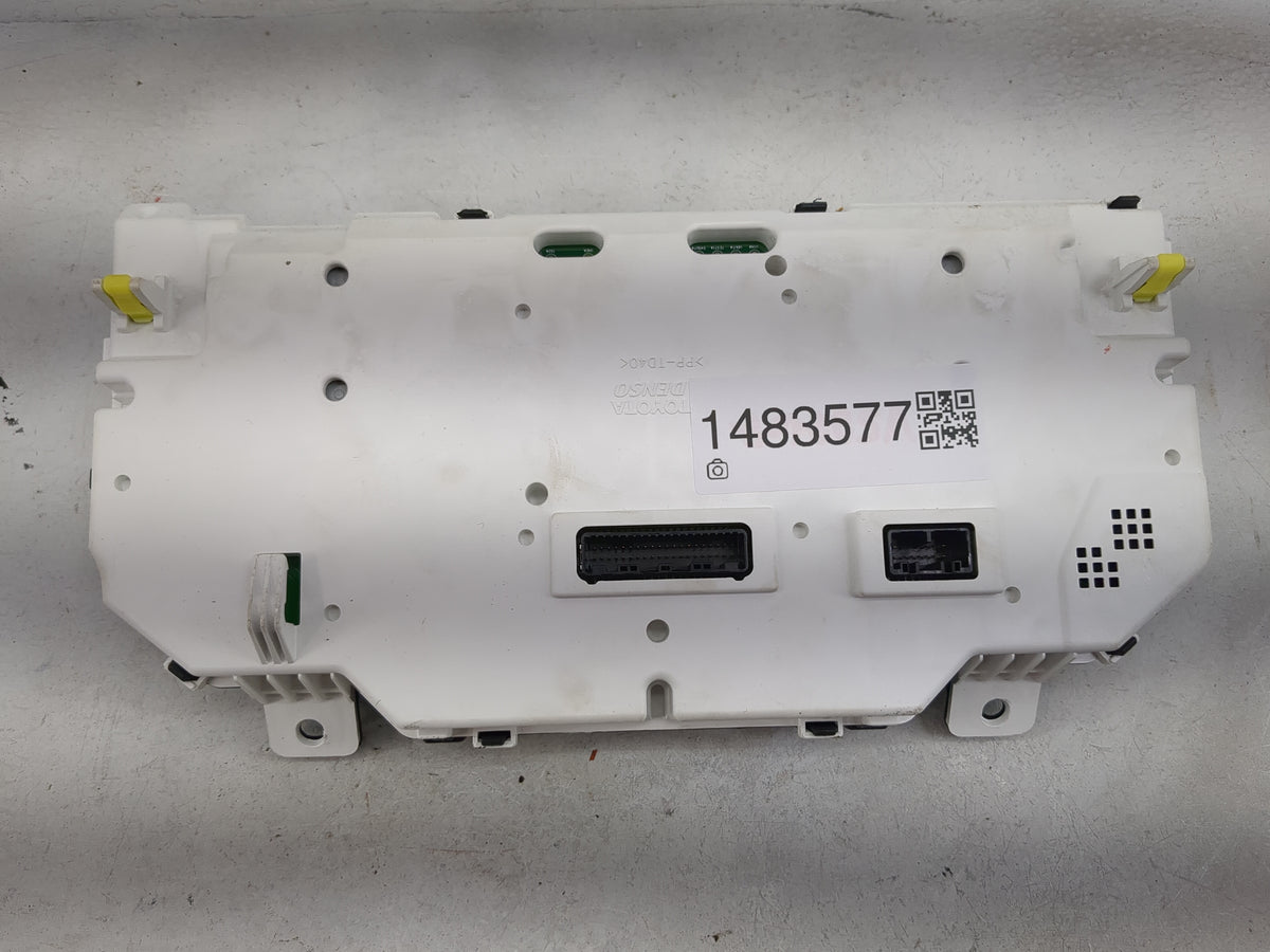 2019 Toyota Highlander Instrument Cluster Speedometer Gauges P/N:83800-0E883-00 TN257580-0720 Miles: Fits OEM Used Auto Part