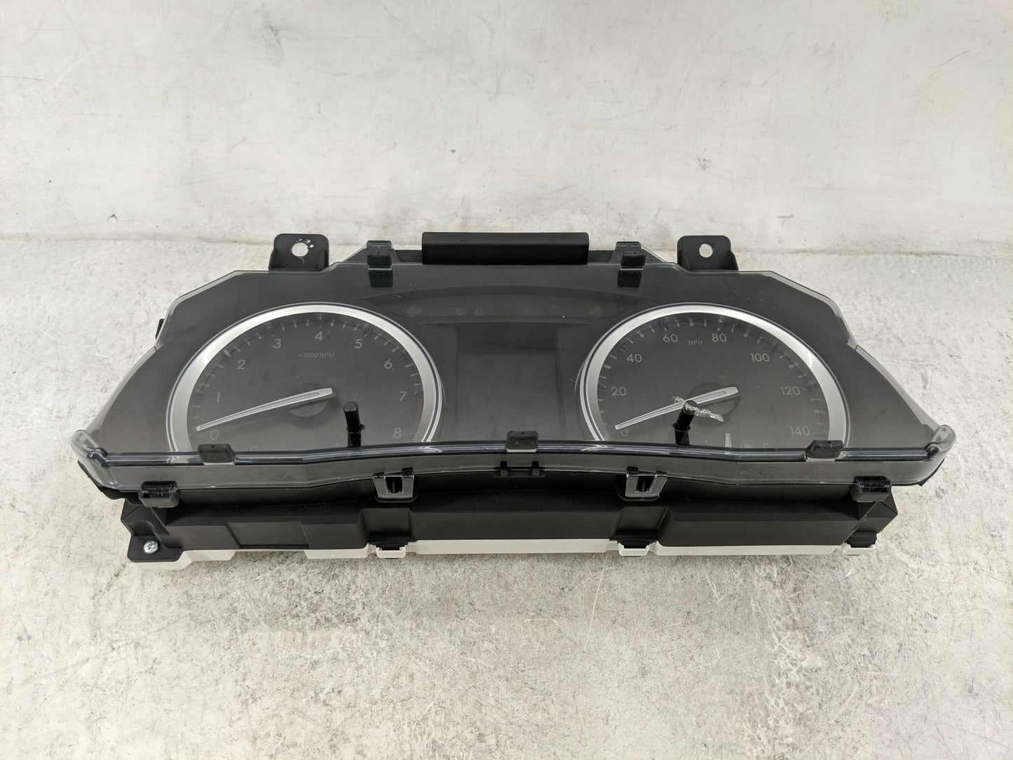 2017-2019 Toyota Highlander Instrument Cluster Speedometer Gauges P/N:83800-0E810-00 TN257520-6232 Miles: Fits Fits 2017 201