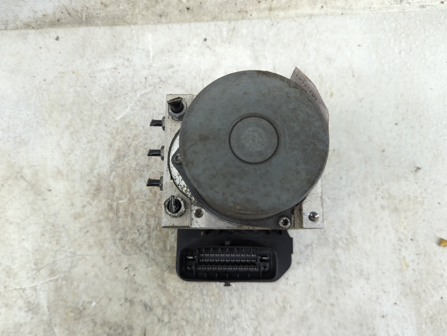 2017-2019 Toyota Highlander ABS Pump Control Module Replacement Fits Fits 2017 2018 2019 OEM Used Auto Parts - Oemusedautopa
