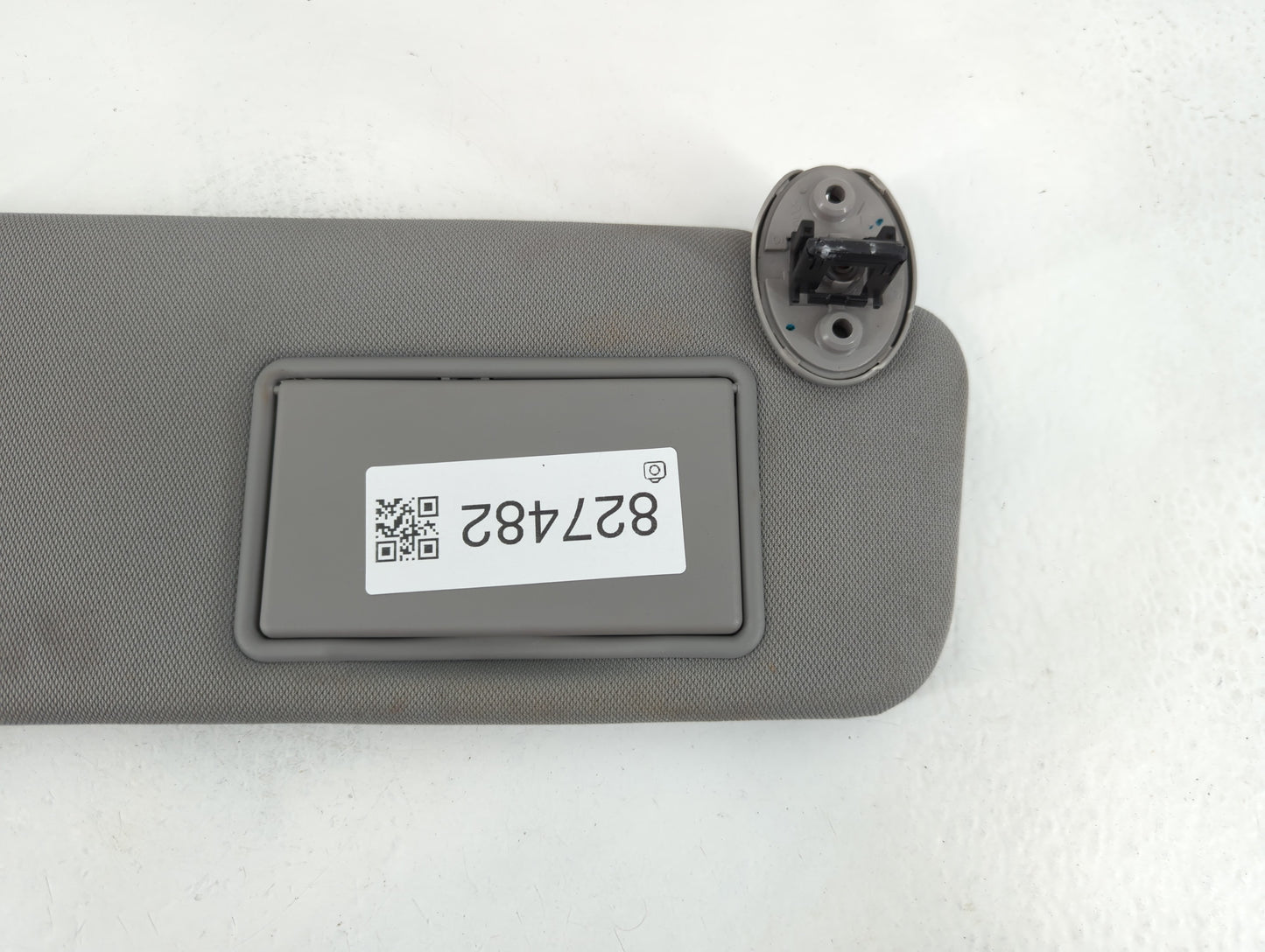 2014-2019 Toyota Highlander Sun Visor Shade Replacement Passenger Right Mirror Fits Fits 2014 2015 2016 2017 2018 2019 OEM U