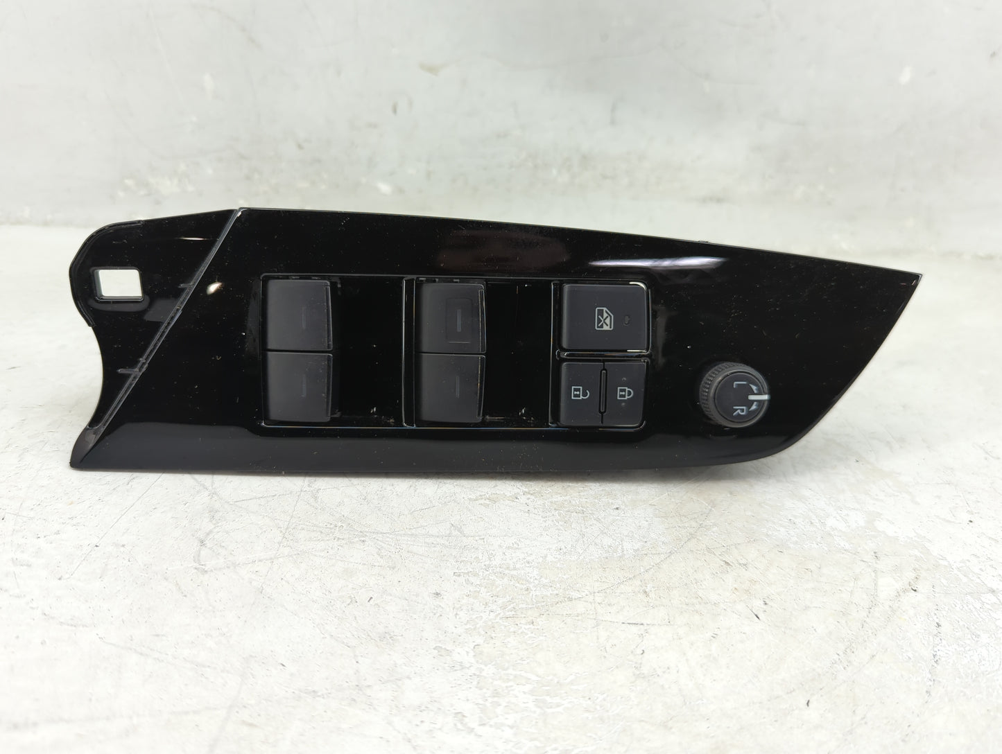 2016-2022 Toyota Prius Master Power Window Switch Replacement Driver Side Left P/N:84040-47090 Fits OEM Used Auto Parts - Oe