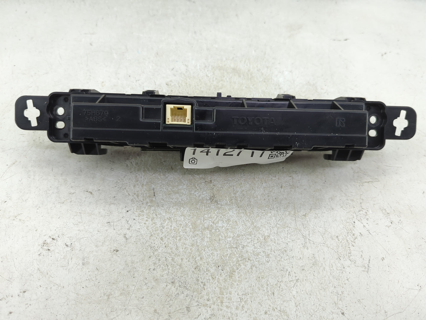 2016-2022 Toyota Prius Climate Control Module Temperature AC/Heater Replacement P/N:55900-47191 Fits OEM Used Auto Parts - O