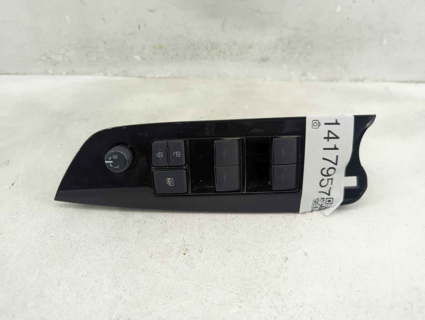 2016-2022 Toyota Prius Master Power Window Switch Replacement Driver Side Left P/N:84040-47090 Fits OEM Used Auto Parts - Oe