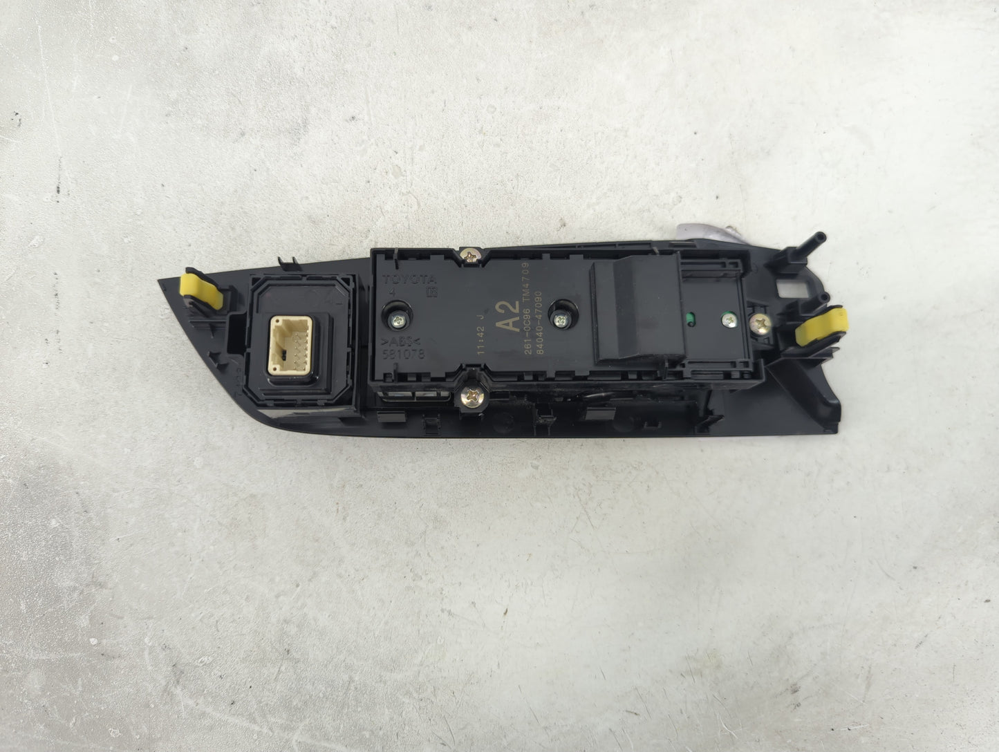 2016-2022 Toyota Prius Master Power Window Switch Replacement Driver Side Left P/N:84040-47090 Fits OEM Used Auto Parts - Oe