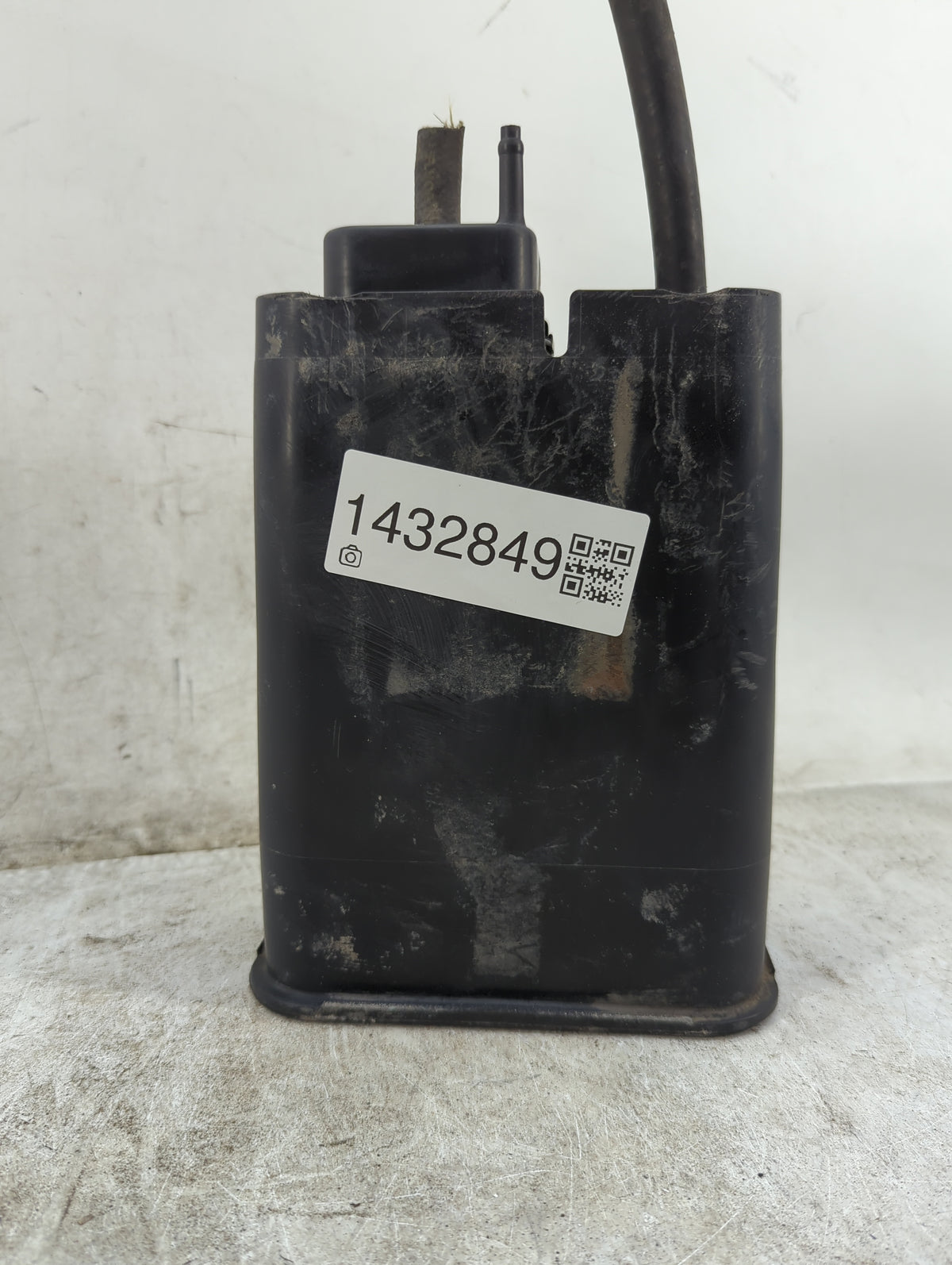 2019 Toyota Prius Fuel Vapor Charcoal Canister 1432849 - Oemusedautoparts1.com