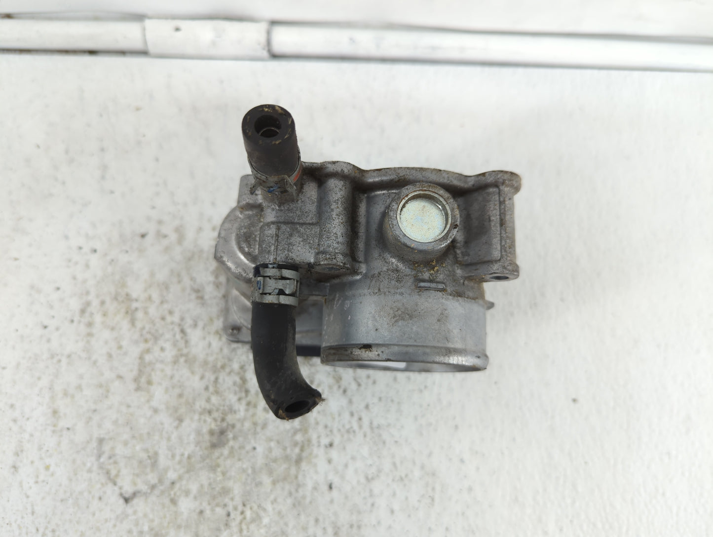 2010-2022 Toyota Prius Throttle Body P/N:22030-37060 Fits Fits 2010 2011 2012 2013 2014 2015 2016 2017 2018 2019 2020 2021 2