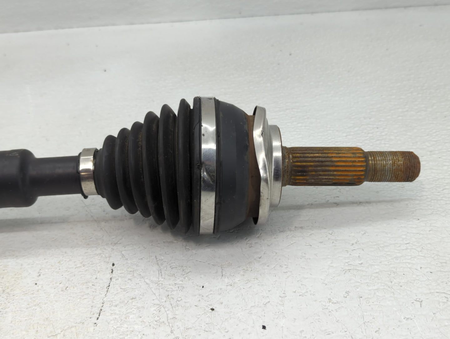 2016-2022 Toyota Prius Axle Shaft Front Passenger Cv C/v - Oemusedautoparts1.com