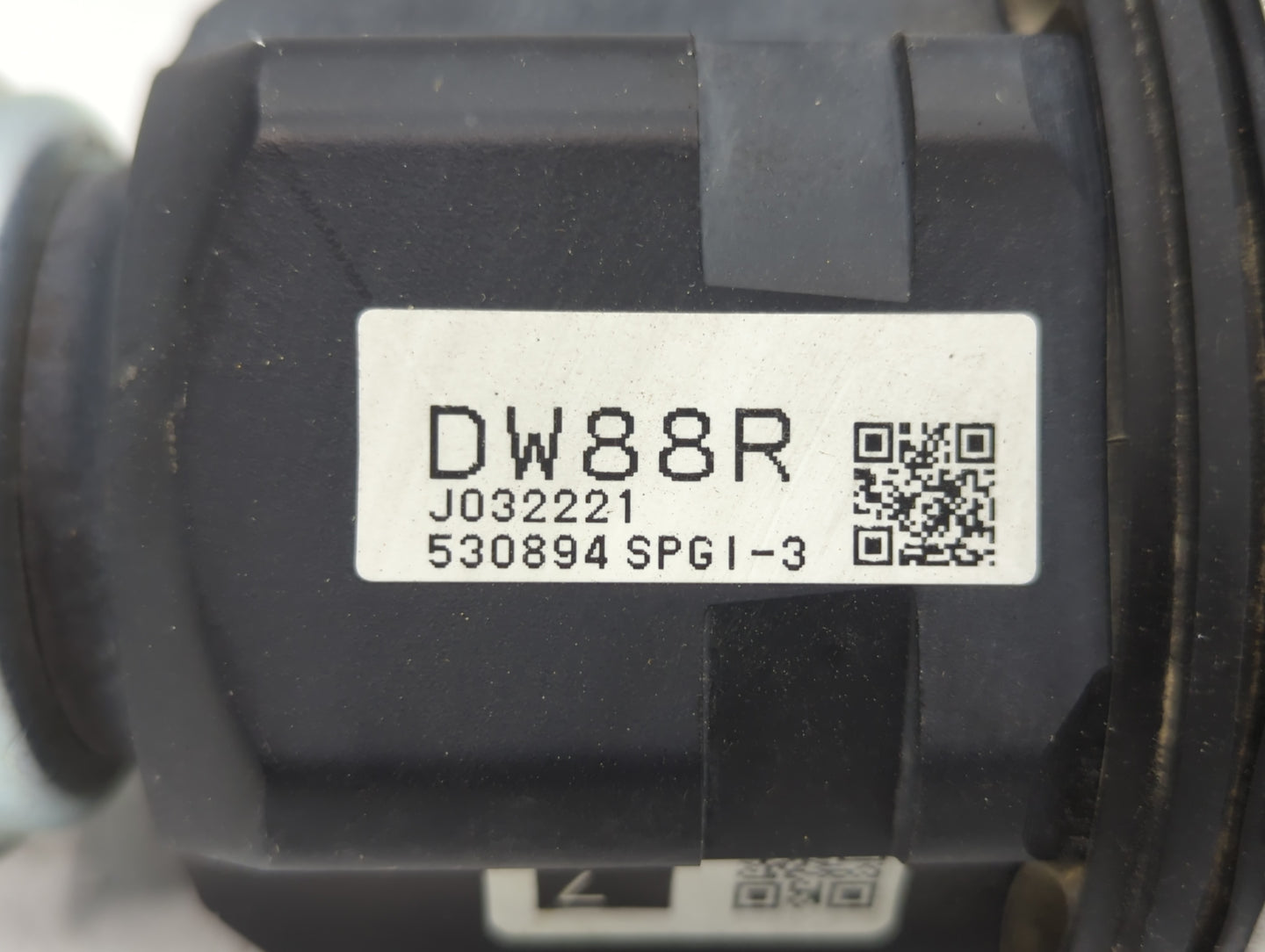 2016-2022 Toyota Prius Axle Shaft Front Passenger Cv C/v - Oemusedautoparts1.com