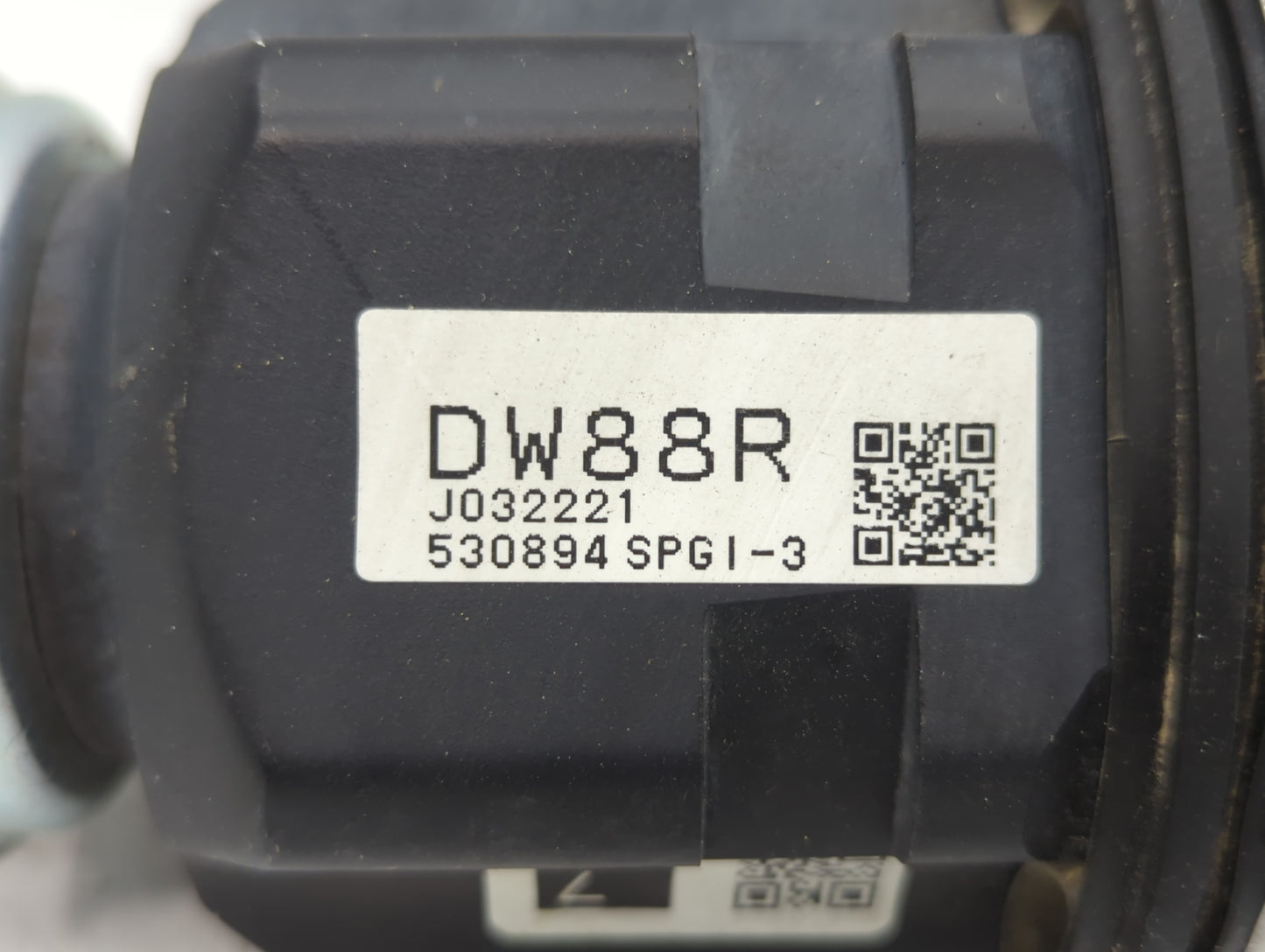 2016-2022 Toyota Prius Axle Shaft Front Passenger Cv C/v - Oemusedautoparts1.com