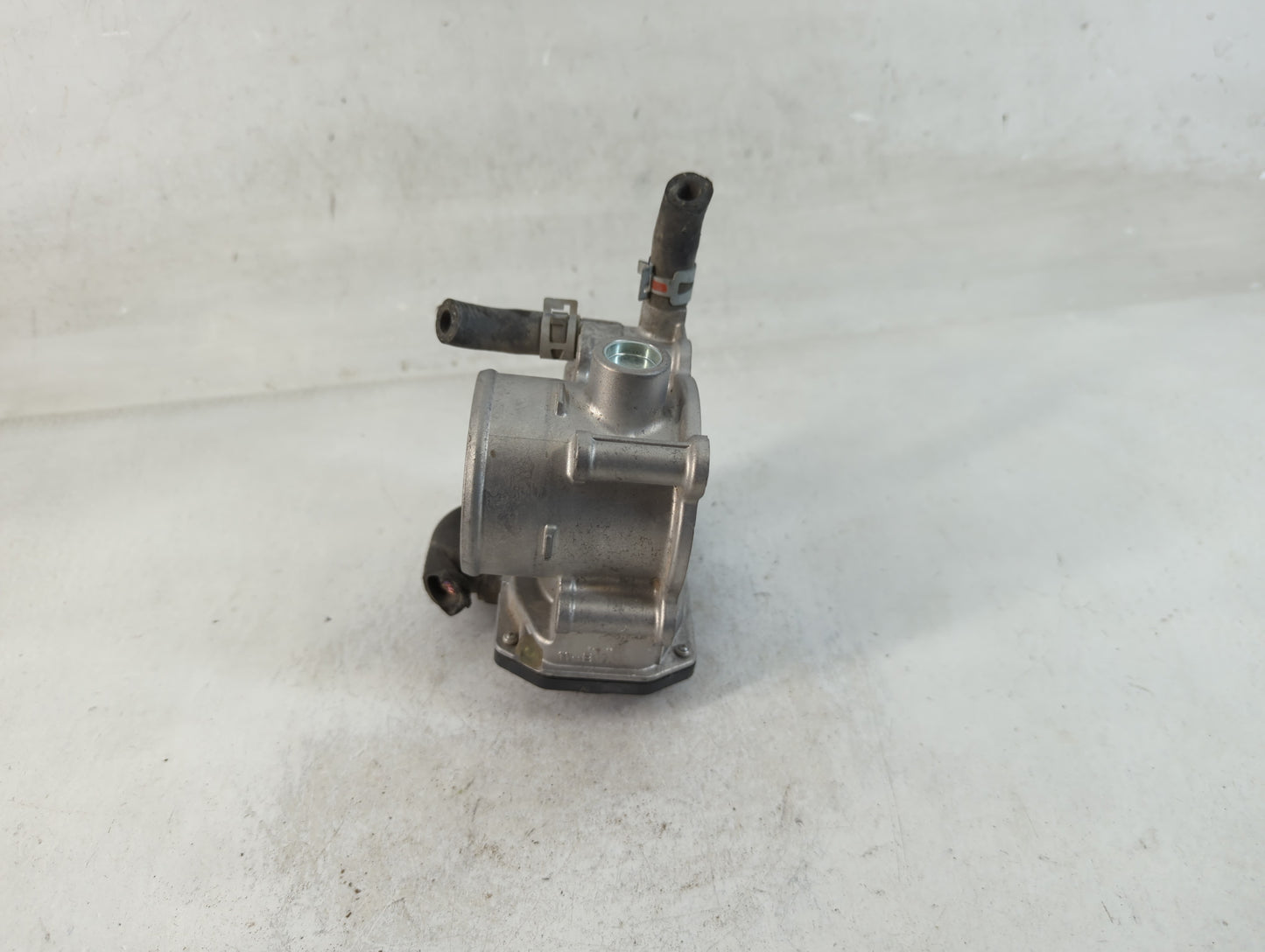 2010-2022 Toyota Prius Throttle Body P/N:22030-37060 Fits Fits 2010 2011 2012 2013 2014 2015 2016 2017 2018 2019 2020 2021 2