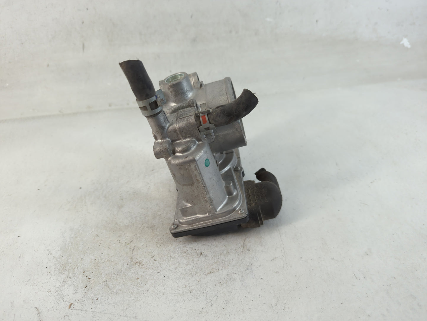 2010-2022 Toyota Prius Throttle Body P/N:22030-37060 Fits Fits 2010 2011 2012 2013 2014 2015 2016 2017 2018 2019 2020 2021 2