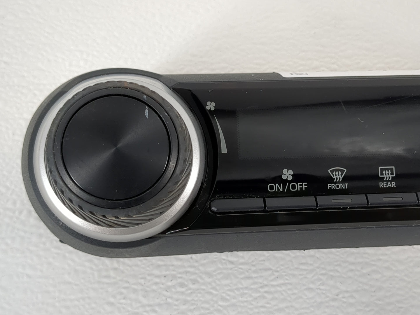 2019-2022 Toyota Rav4 Climate Control Module Temperature AC/Heater Replacement Fits Fits 2019 2020 2021 2022 OEM Used Auto P