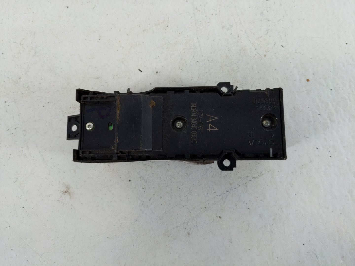 2019-2020 Toyota Rav4 Master Power Window Switch Replacement Driver Side Left P/N:84040-12150 Fits Fits 2019 2020 OEM Used A