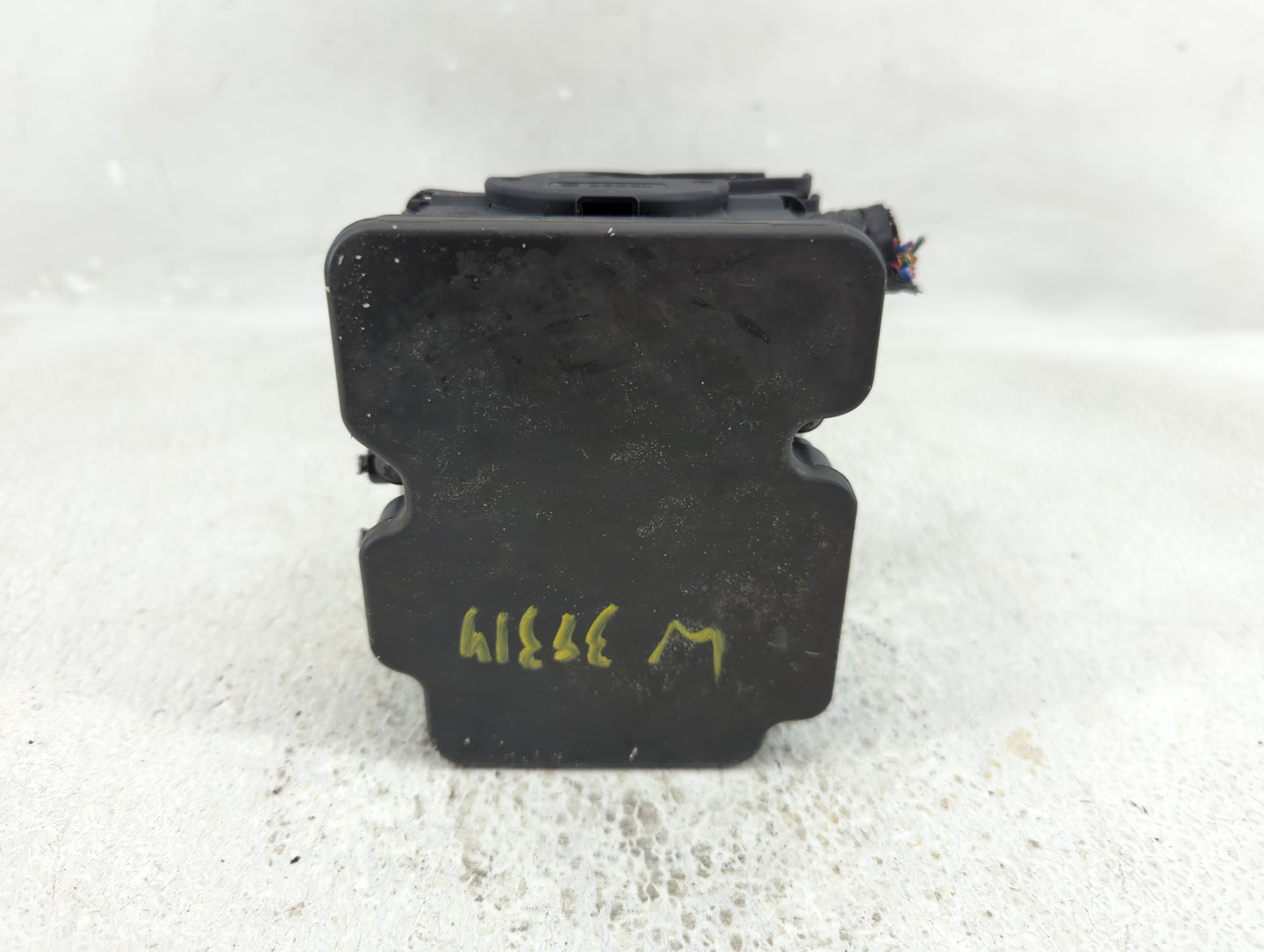 2019-2021 Toyota Rav4 ABS Pump Control Module Replacement P/N:44540 0R240 Fits Fits 2019 2020 2021 OEM Used Auto Parts - Oem