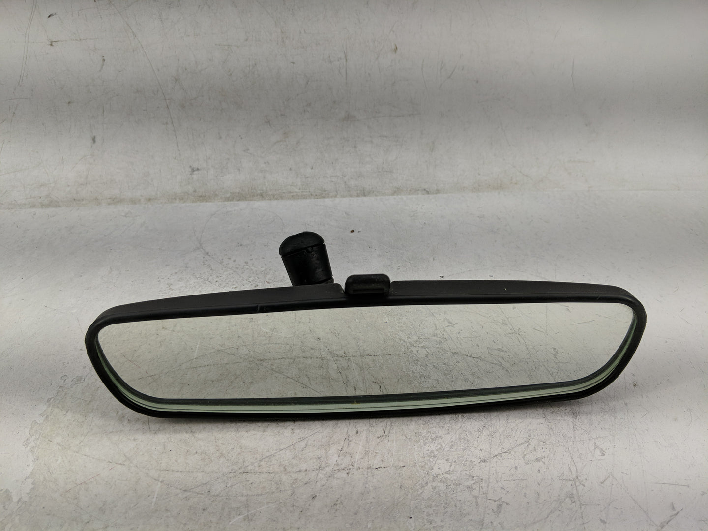 2019-2020 Toyota Rav4 Interior Rear View Mirror Replacement OEM P/N:E11015617 Fits Fits 2019 2020 OEM Used Auto Parts - Oemu