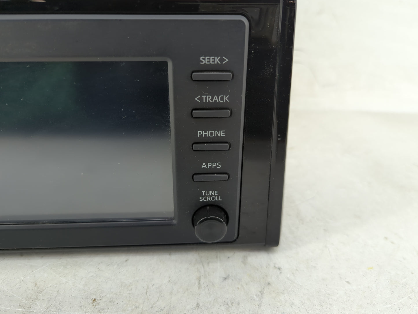 2019-2021 Toyota Rav4 Radio AM FM Cd Player Receiver Replacement P/N:86140-42690 Fits Fits 2019 2020 2021 OEM Used Auto Part