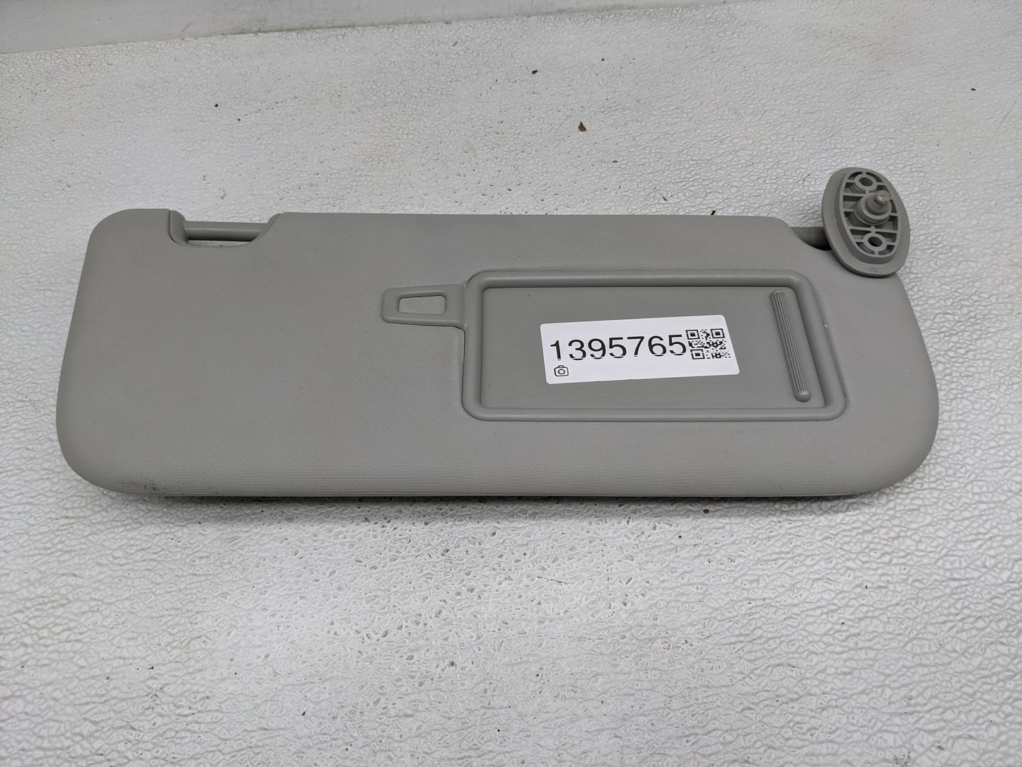 2019-2022 Toyota Rav4 Sun Visor Shade Replacement Passenger Right Mirror Fits Fits 2019 2020 2021 2022 OEM Used Auto Parts -