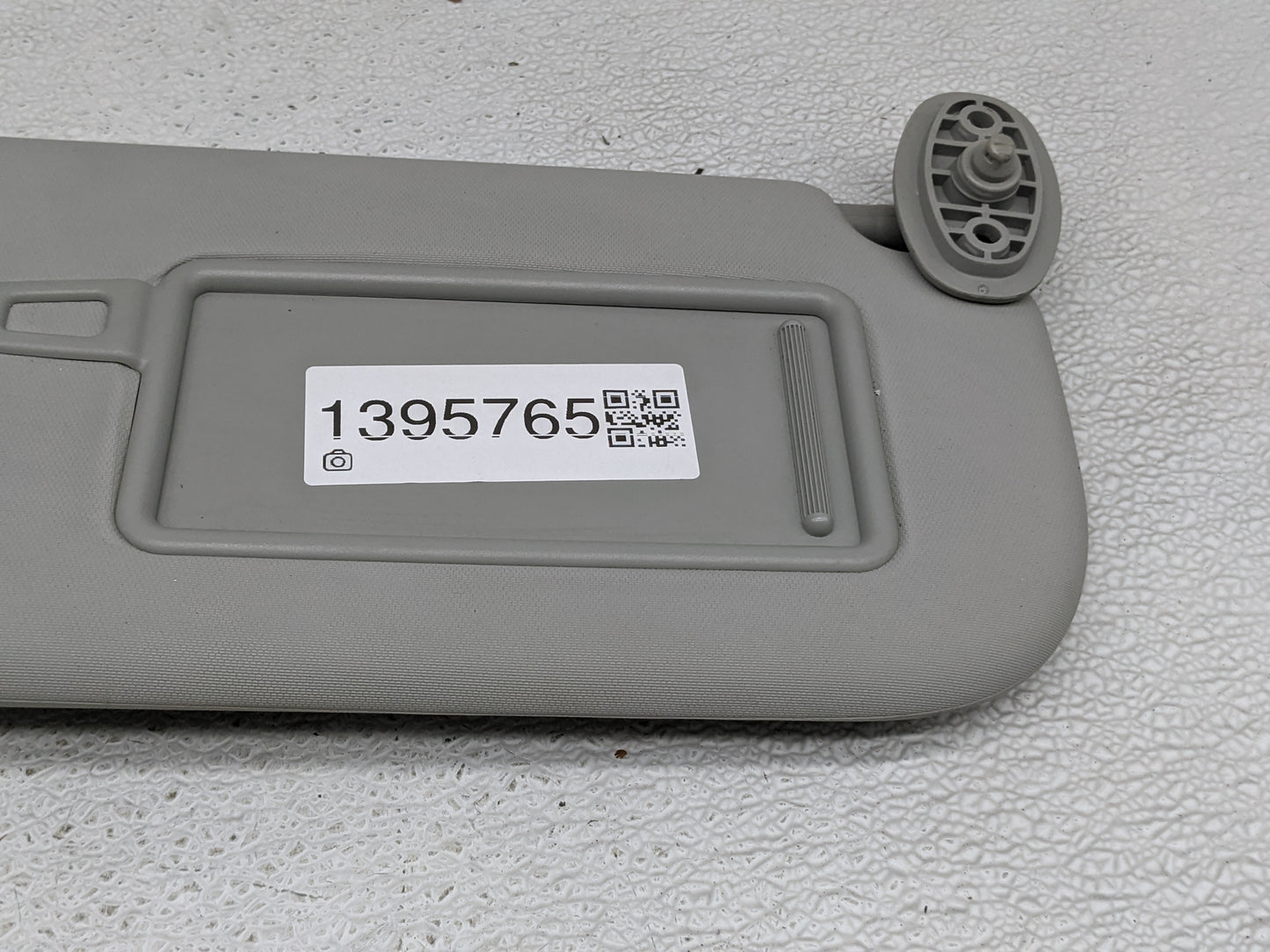 2019-2022 Toyota Rav4 Sun Visor Shade Replacement Passenger Right Mirror Fits Fits 2019 2020 2021 2022 OEM Used Auto Parts -