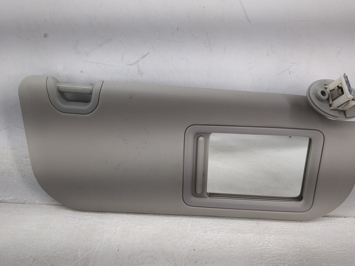 2019-2022 Toyota Rav4 Sun Visor Shade Replacement Passenger Right Mirror Fits Fits 2019 2020 2021 2022 OEM Used Auto Parts -