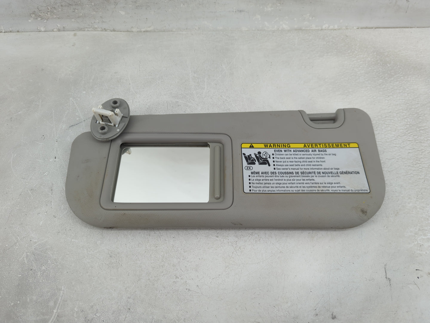 2019 Toyota Rav4 Sun Visor Shade Replacement Driver Left Mirror Fits OEM Used Auto Parts - Oemusedautoparts1.com