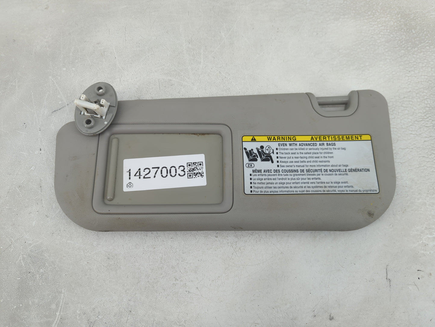 2019 Toyota Rav4 Sun Visor Shade Replacement Driver Left Mirror Fits OEM Used Auto Parts - Oemusedautoparts1.com