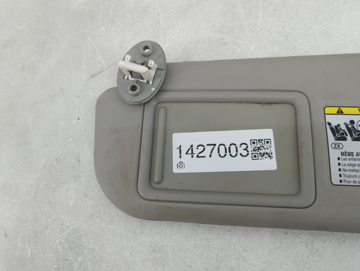 2019 Toyota Rav4 Sun Visor Shade Replacement Driver Left Mirror Fits OEM Used Auto Parts - Oemusedautoparts1.com