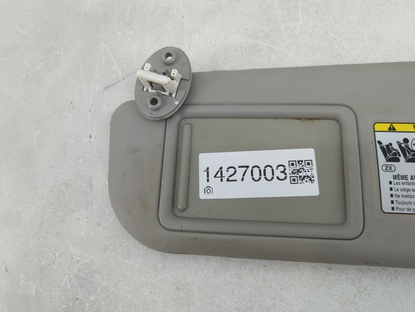 2019 Toyota Rav4 Sun Visor Shade Replacement Driver Left Mirror Fits OEM Used Auto Parts - Oemusedautoparts1.com