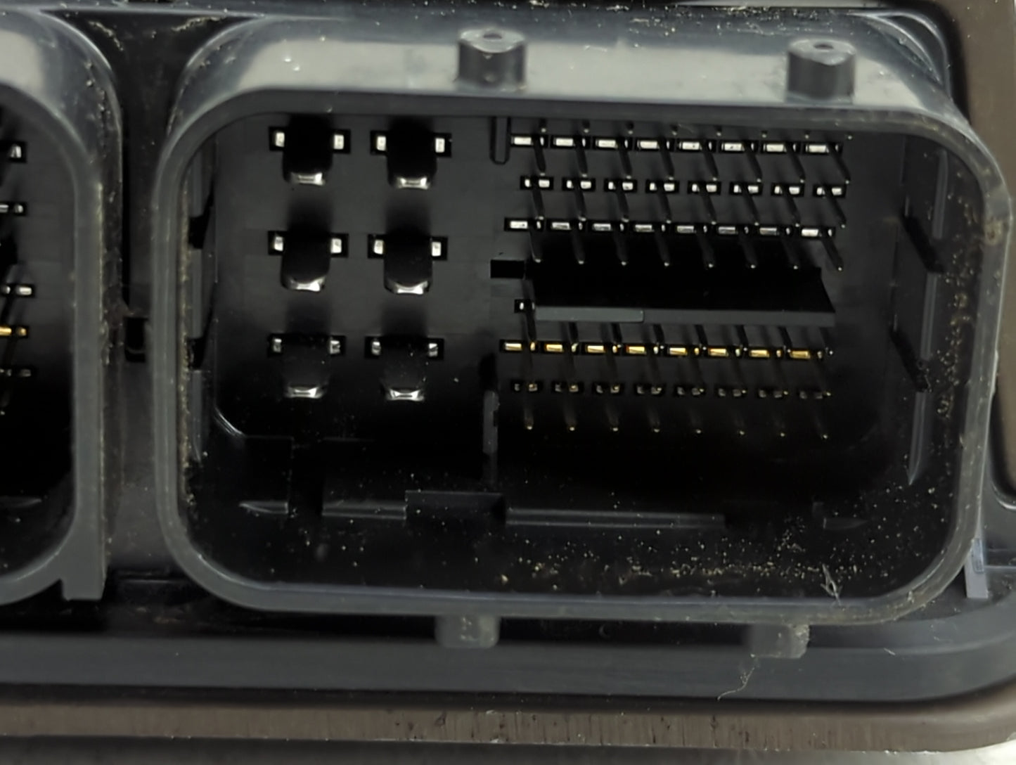 2019-2020 Toyota Rav4 PCM Engine Control Computer ECU ECM PCU OEM P/N:89661-0R610 Fits Fits 2019 2020 OEM Used Auto Parts - 