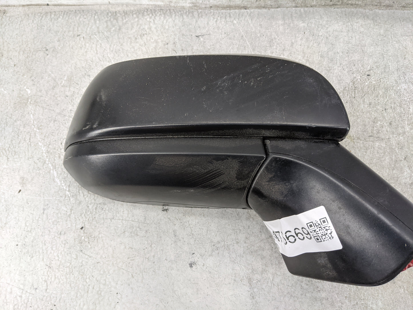 2019 Toyota Rav4 Passenger Side View Mirror - Right Door Mirror OEM Used - Oemusedautoparts1.com
