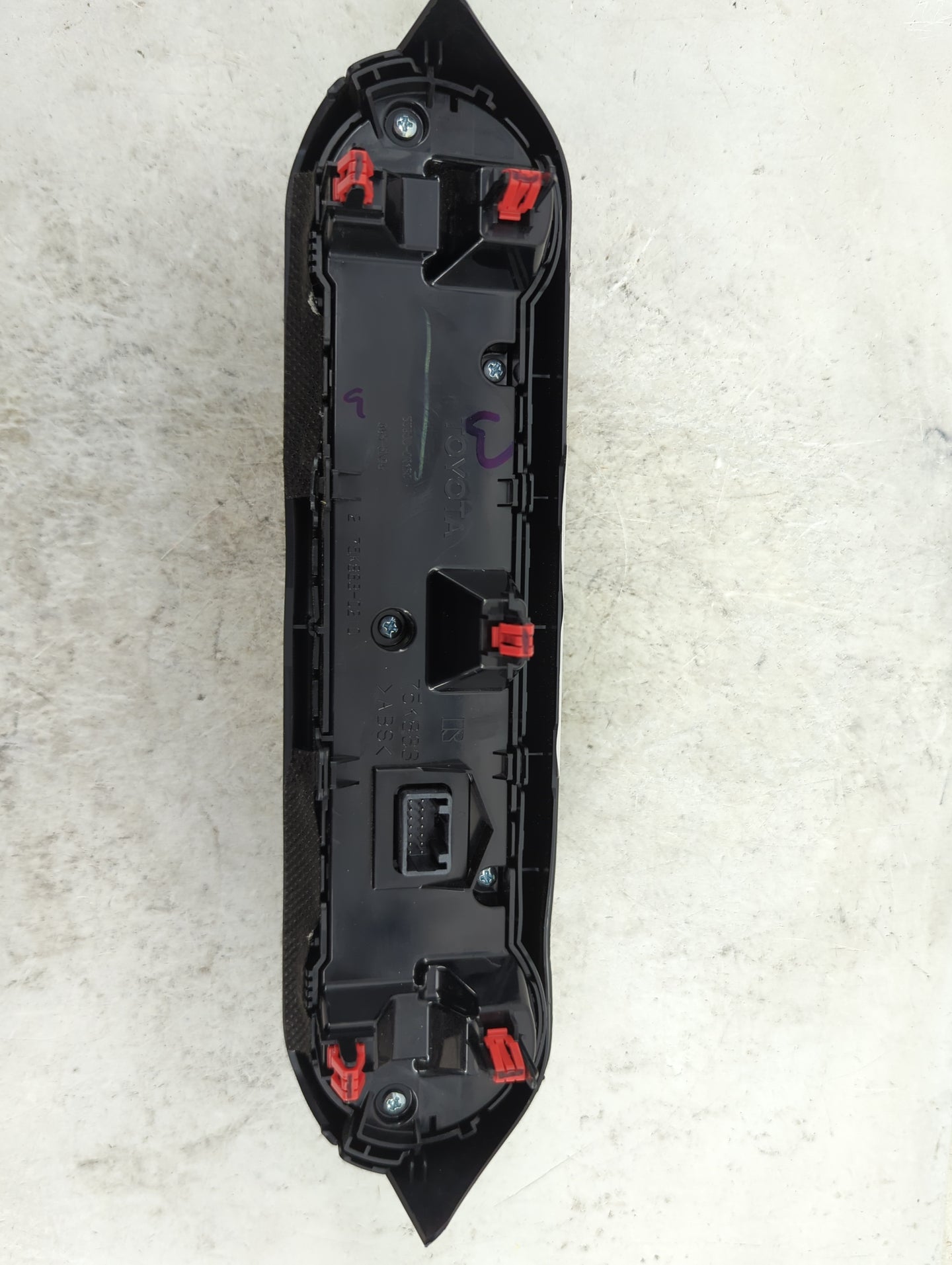 2019 Toyota Rav4 Climate Control Module Temperature AC/Heater Replacement Fits OEM Used Auto Parts - Oemusedautoparts1.com
