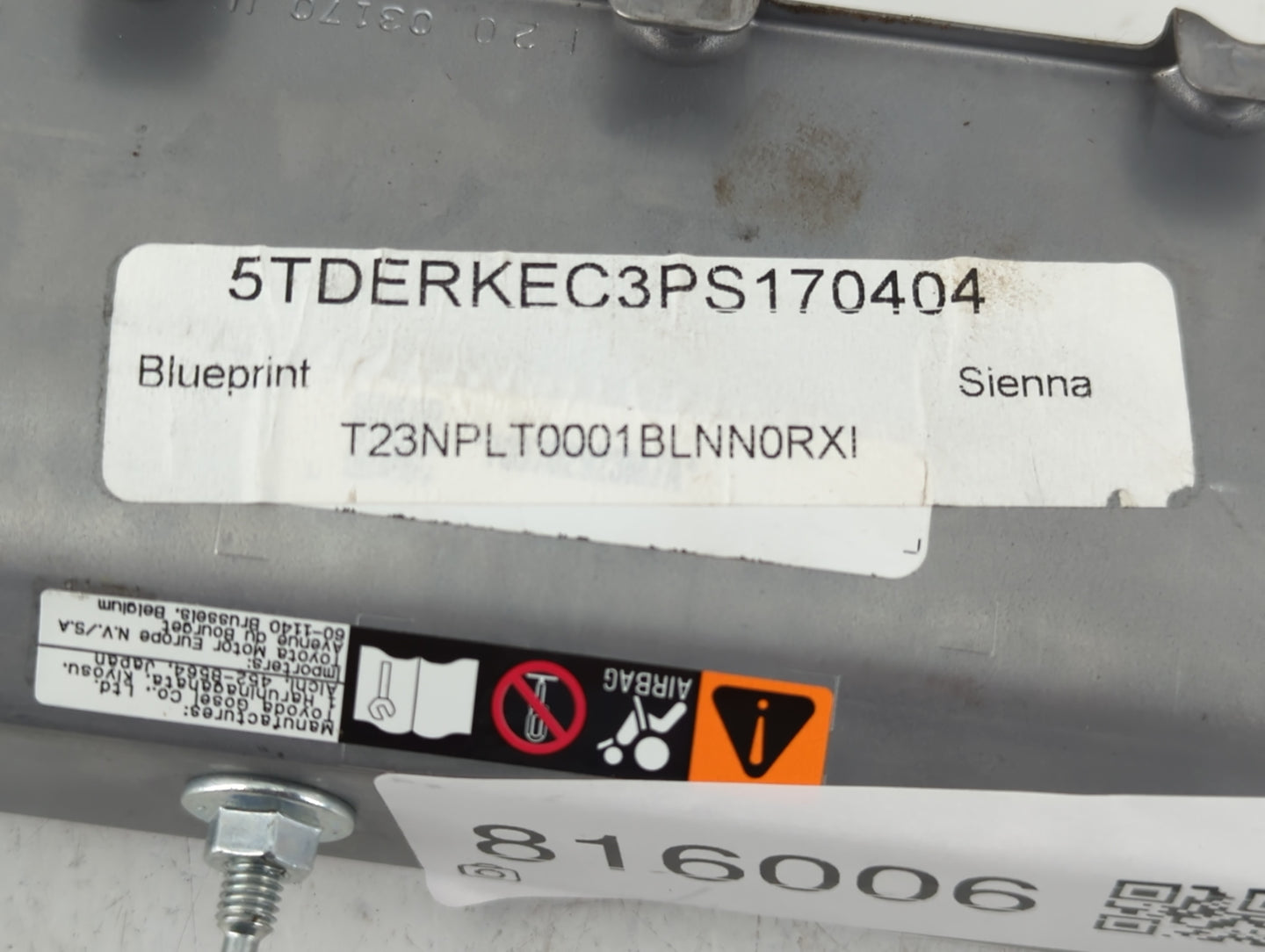 2019-2022 Toyota Rav4 Air Bag Driver Left Knee OEM Fits Fits 2019 2020 2021 2022 OEM Used Auto Parts - Oemusedautoparts1.com
