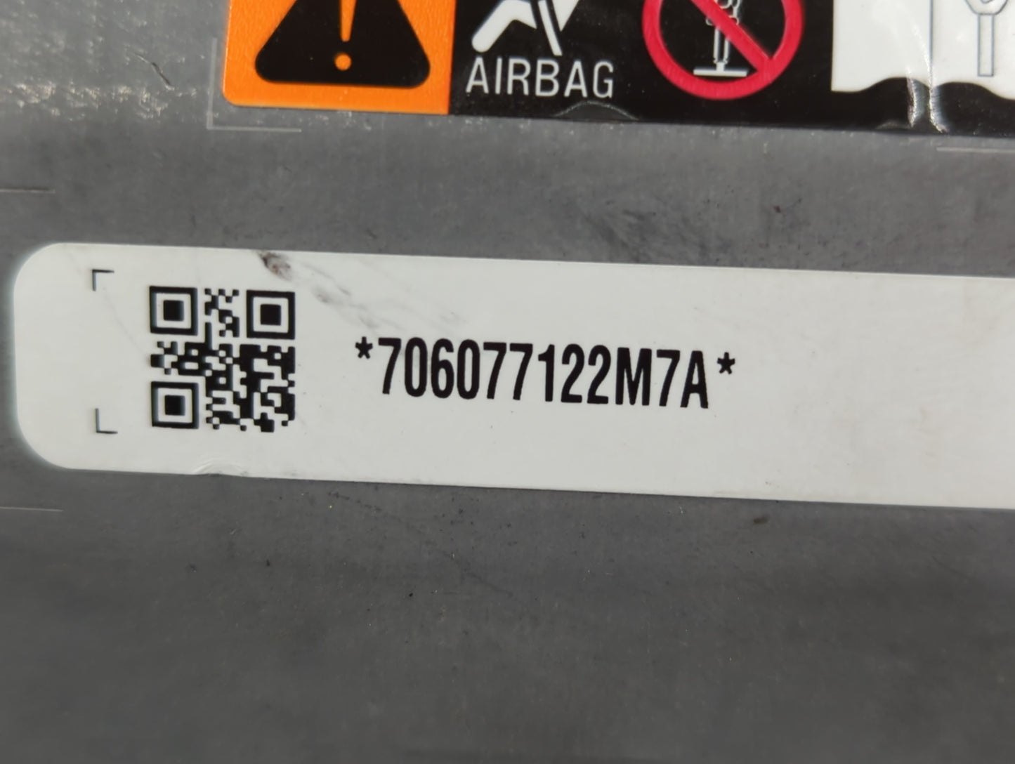 2019-2022 Toyota Rav4 Air Bag Driver Left Steering Wheel Mounted - Oemusedautoparts1.com