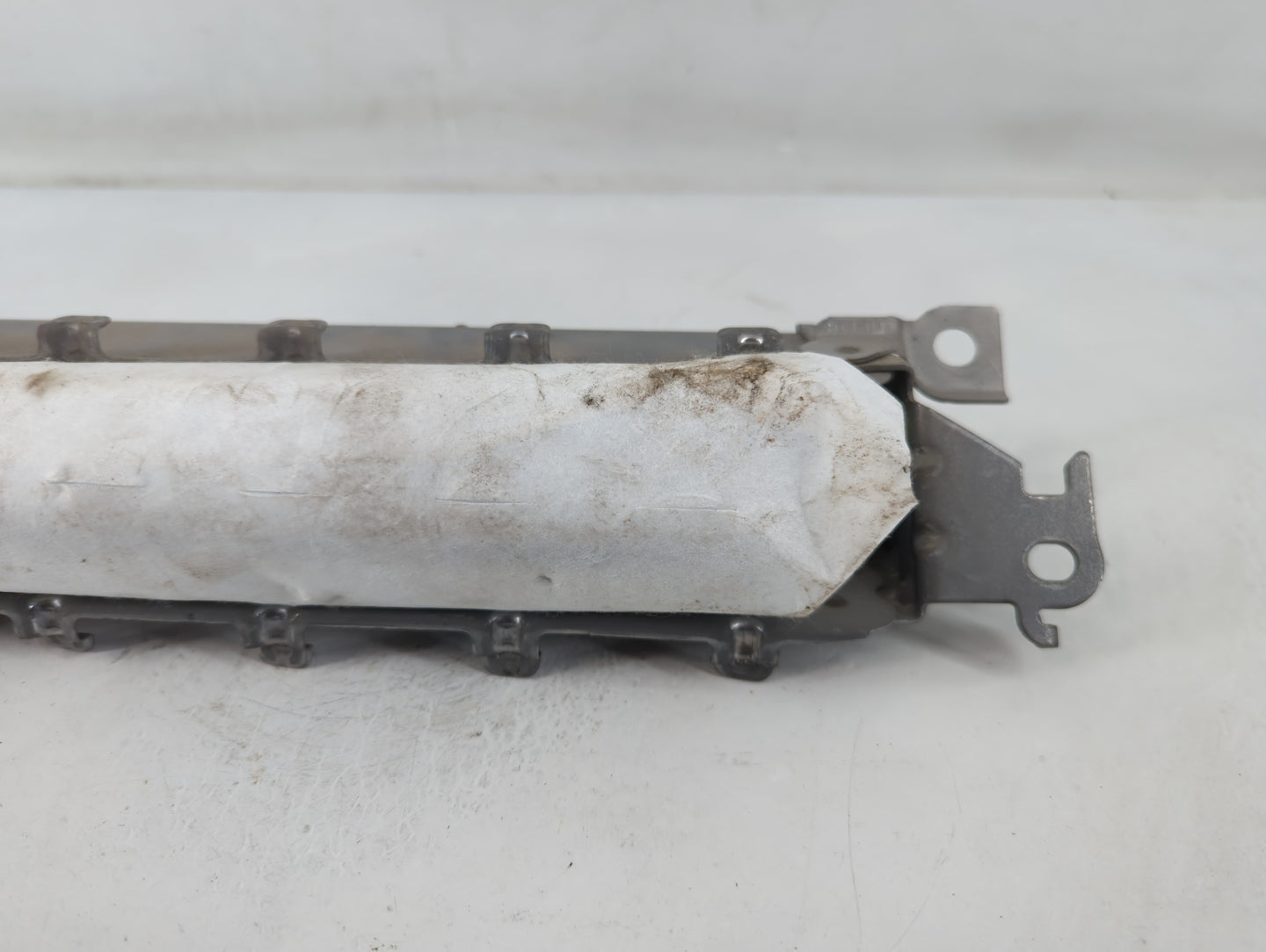 2019-2022 Toyota Rav4 Air Bag Passenger Right Knee OEM Fits Fits 2019 2020 2021 2022 OEM Used Auto Parts - Oemusedautoparts1