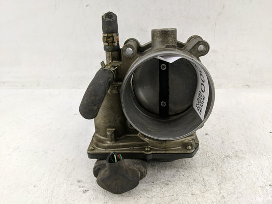 2017-2020 Toyota Sienna Throttle Body P/N:22030-0P060 Fits Fits 2016 2017 2018 2019 2020 2021 2022 OEM Used Auto Parts - Oem