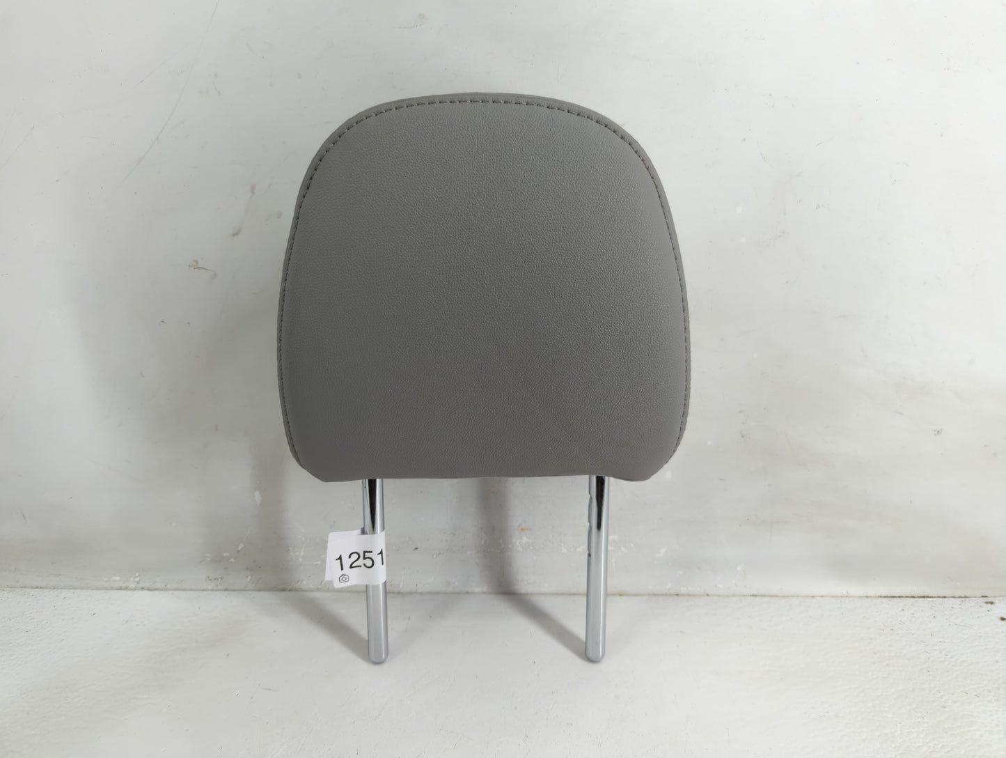 2019 Toyota Sienna Headrest Head Rest Front Driver Passenger Seat Gray - Oemusedautoparts1.com