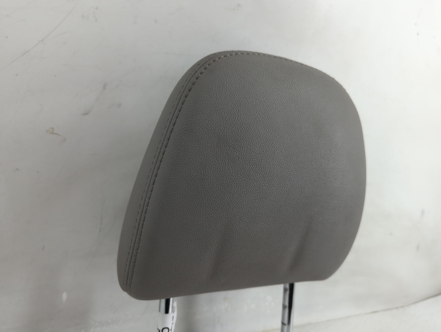 2019 Toyota Sienna Headrest Head Rest Rear Seat Fits OEM Used Auto Parts - Oemusedautoparts1.com