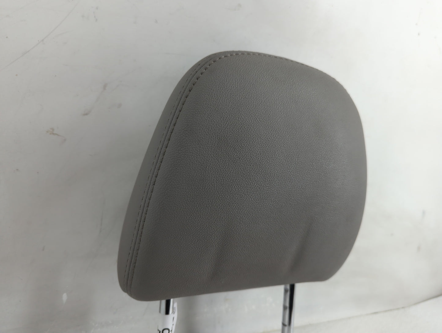 2019 Toyota Sienna Headrest Head Rest Rear Seat Fits OEM Used Auto Parts - Oemusedautoparts1.com